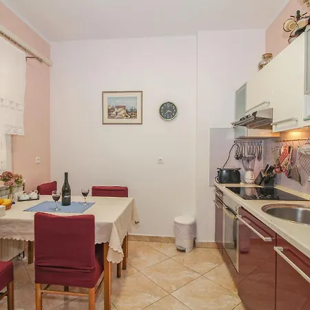 Dalibor In Jakacici - Haus Fuer 2-4 Personen *